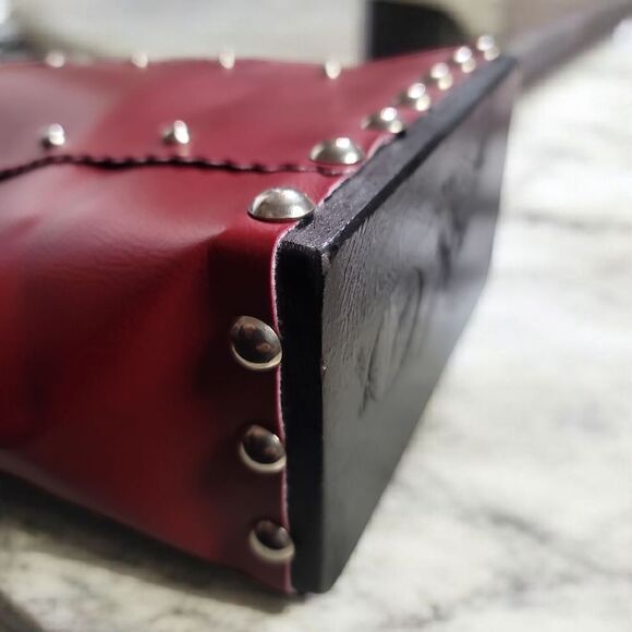 HARDWEAR BY RENEE RUNWAY RED SMALL TOTE - Picture 10 of 10